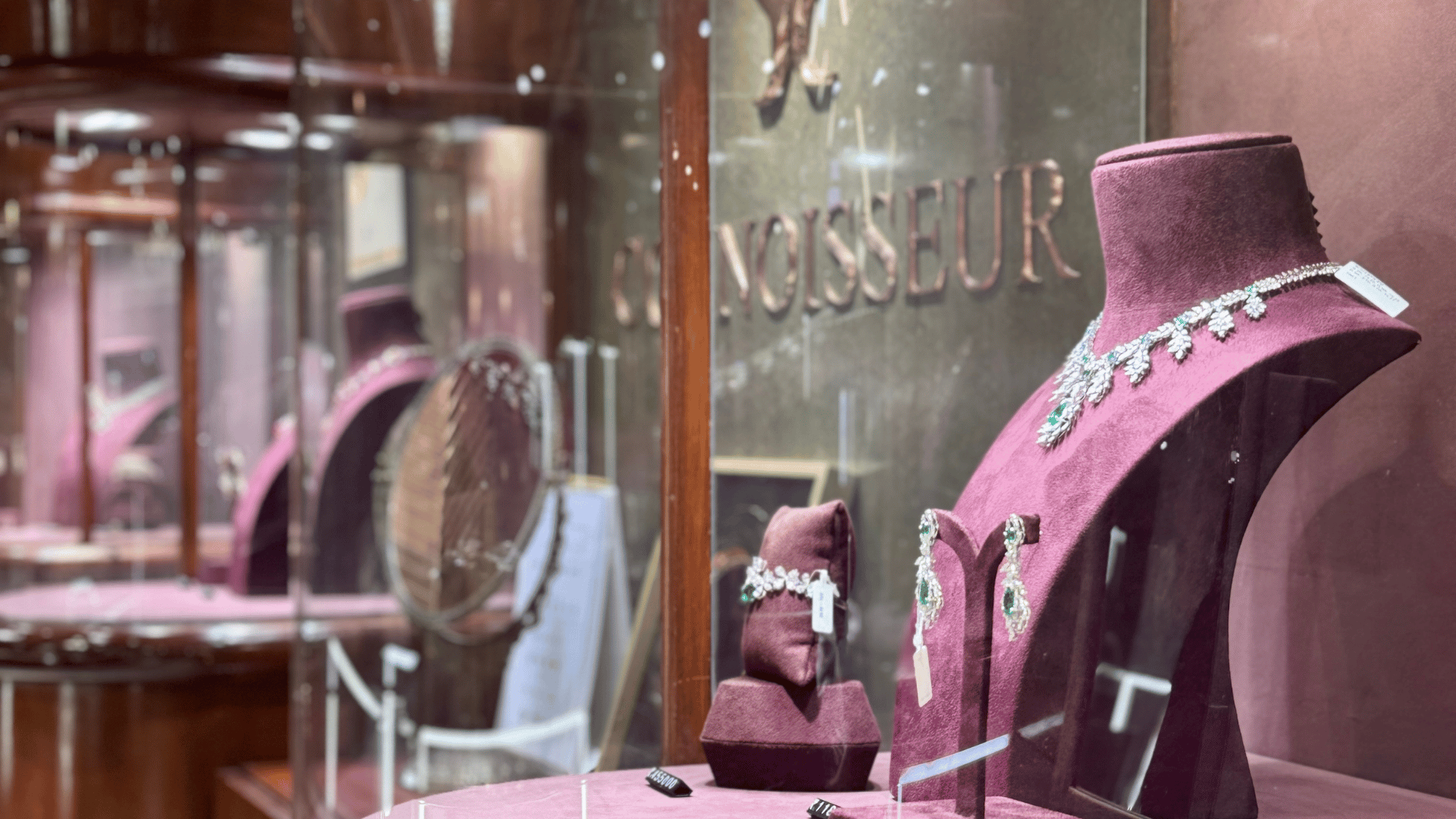 Sant Ram’s – The Best Jewellery Store in Chandigarh Since 1960